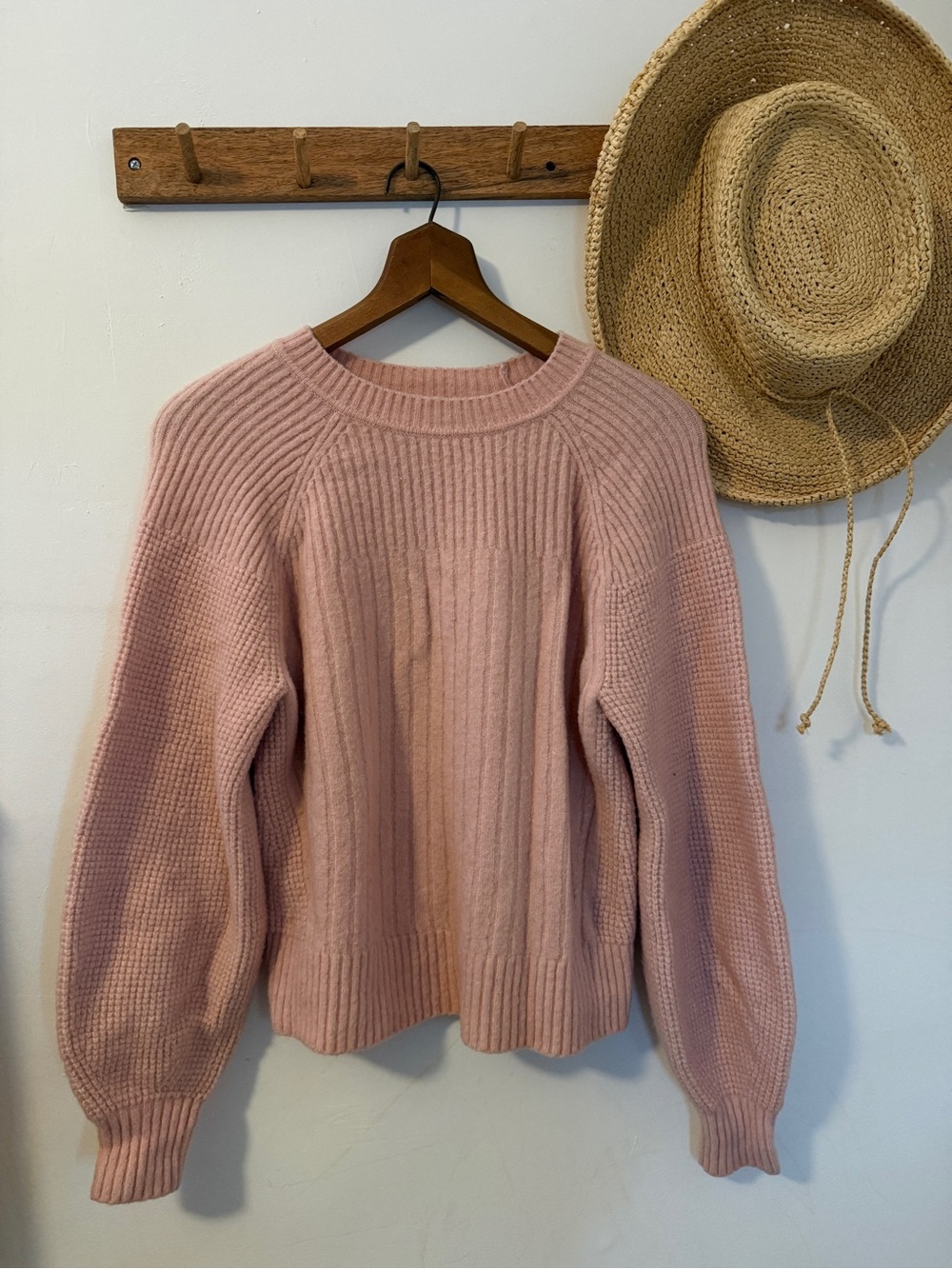 Altheta Women's Soft Crewneck Sweater - Pink